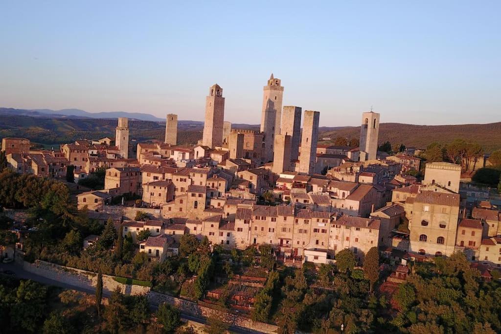 Castello Di Fulignano Ottone Superior Apartment San Gimignano Exteriör bild